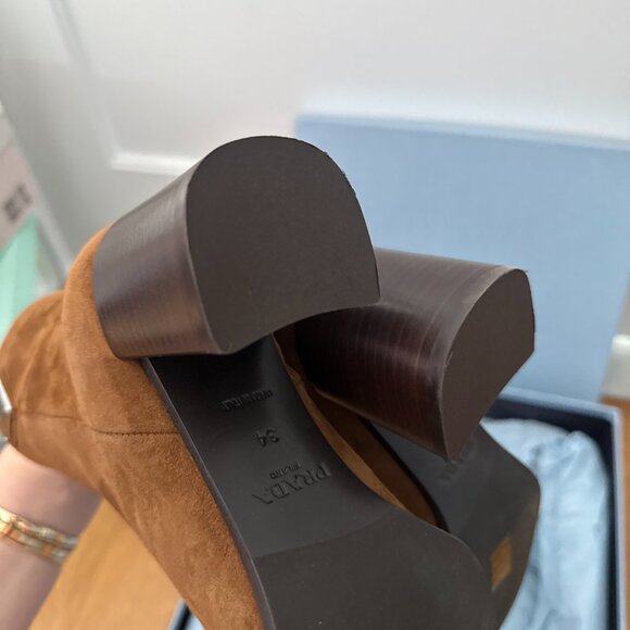 NWTPrada Ankle Boots In Sigaro Brown Suede Leather Block Heels - Picture 11 of 11